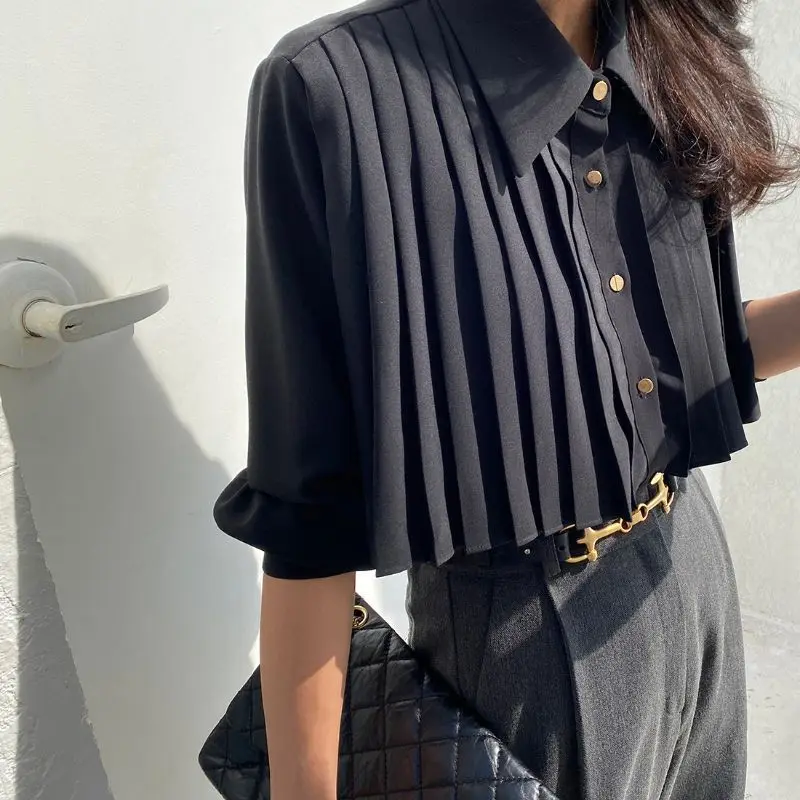Heavy Industry Niche POLO Pleated Black Shirt Women's Korean Version Spring Design Sense Short Shirt High Waist Versatile Top
