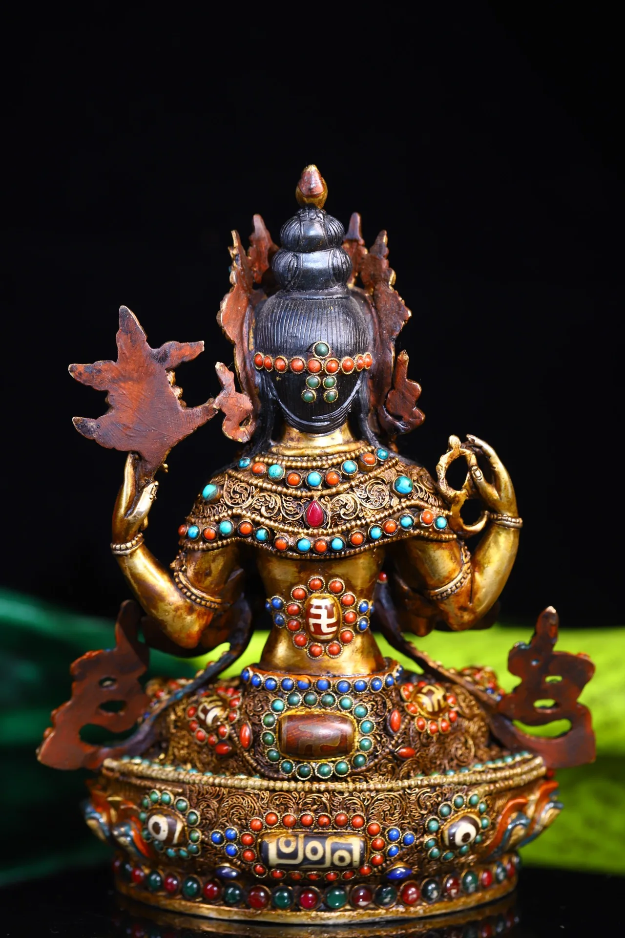 

9"Old Xizang Folk Collection Old Tibetan silver Outline in gold Painted Mosaic Gem Four-armed Guanyin Sitting Buddha Worship