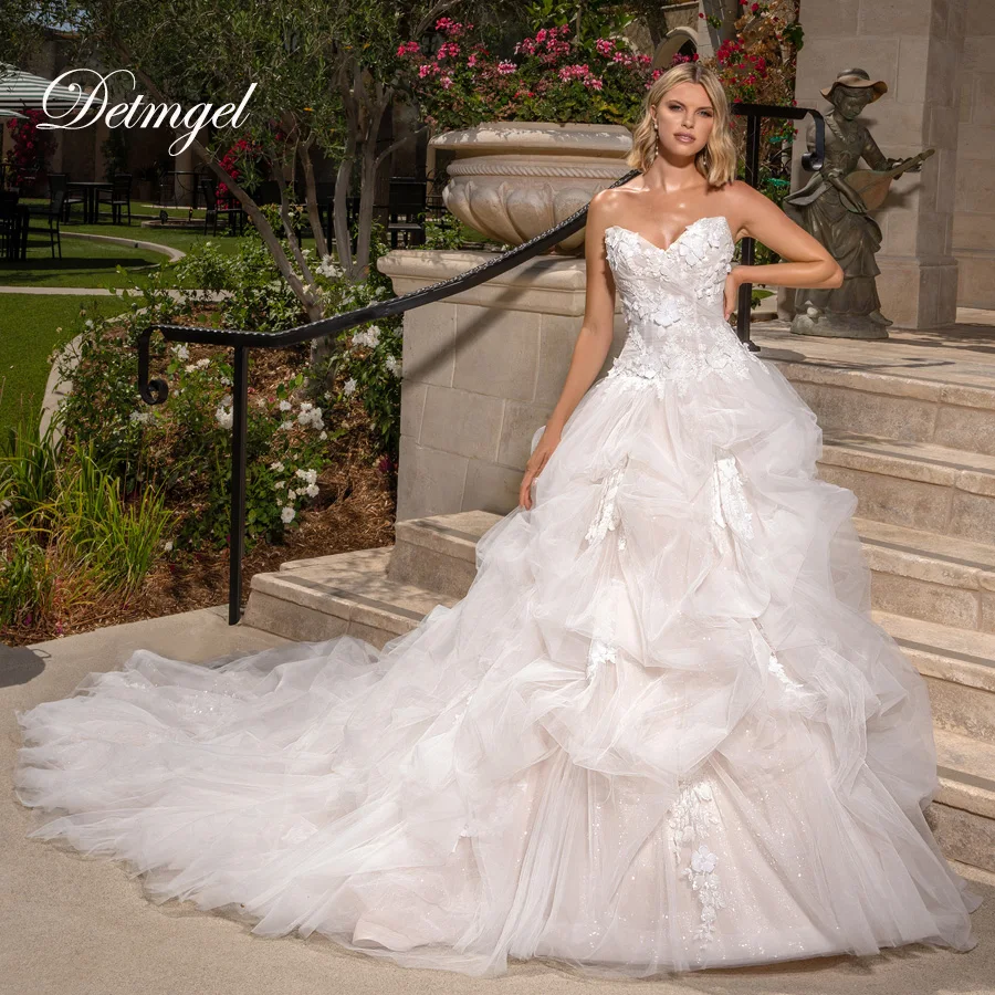 

Detmgel Customized New Modern Sweetheart Neck A-Line Court Train Wedding Dresses Appliques Flowers Pleat Vestido De Noiva