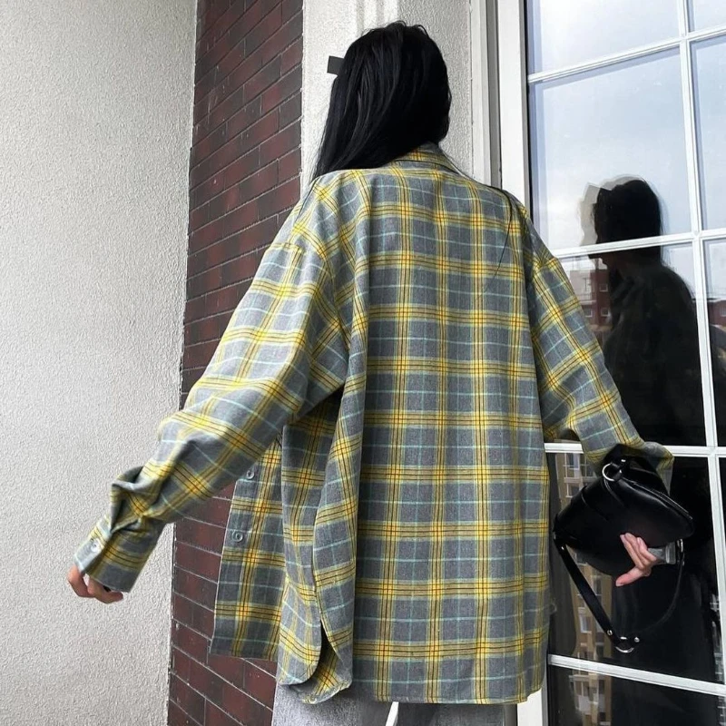 Casualowa koszula w kratę w kratę Luźna koszula z długim rękawem i guzikami Długa kurtka koszulowa 2025 Wczesna wiosna Moda dojeżdżająca do pracy Odzież damska