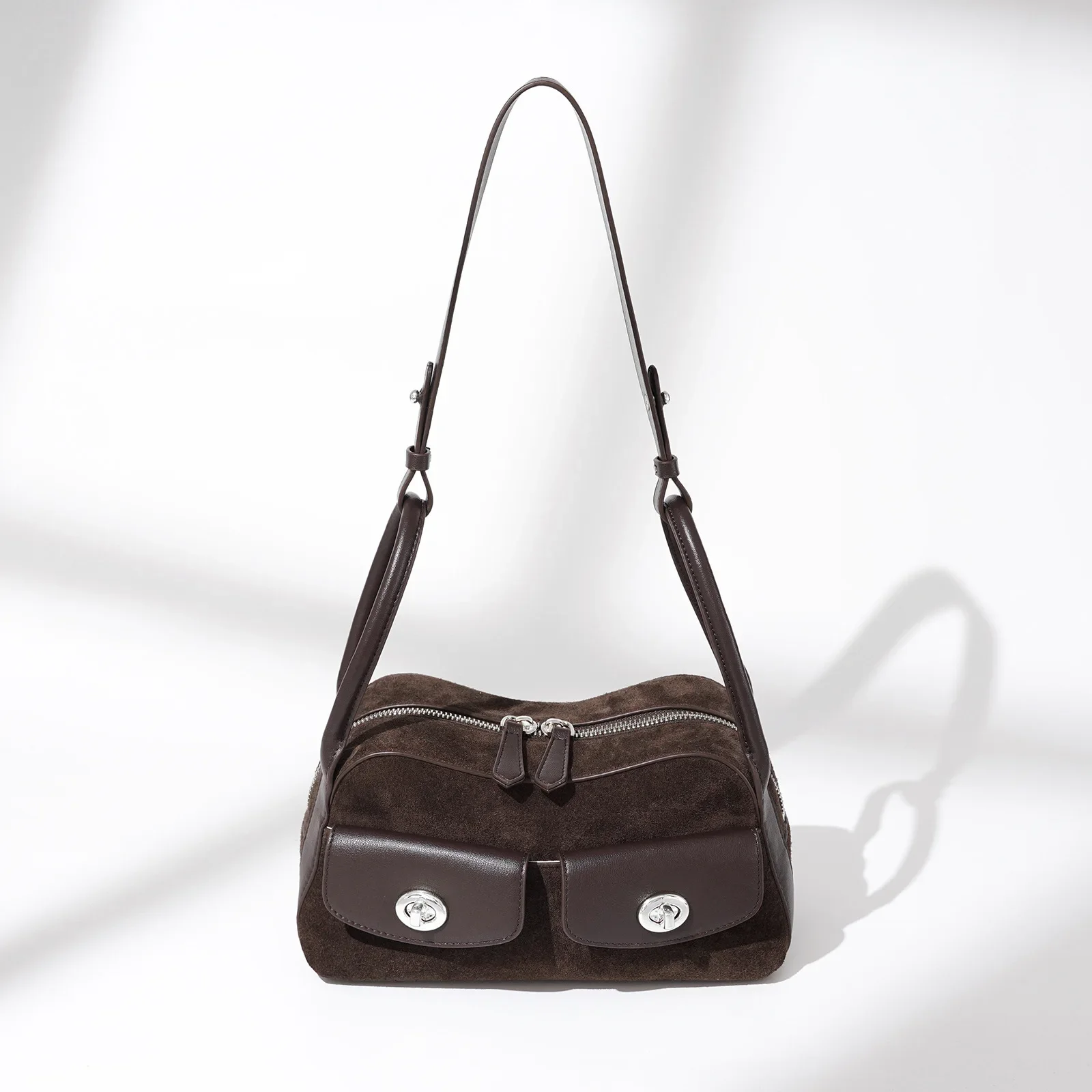 Sophisticated Tote Diaper Bag for Women Leather Crossbody Bag Luxury Vintage Minimalist Designer Large Capacity Stylish