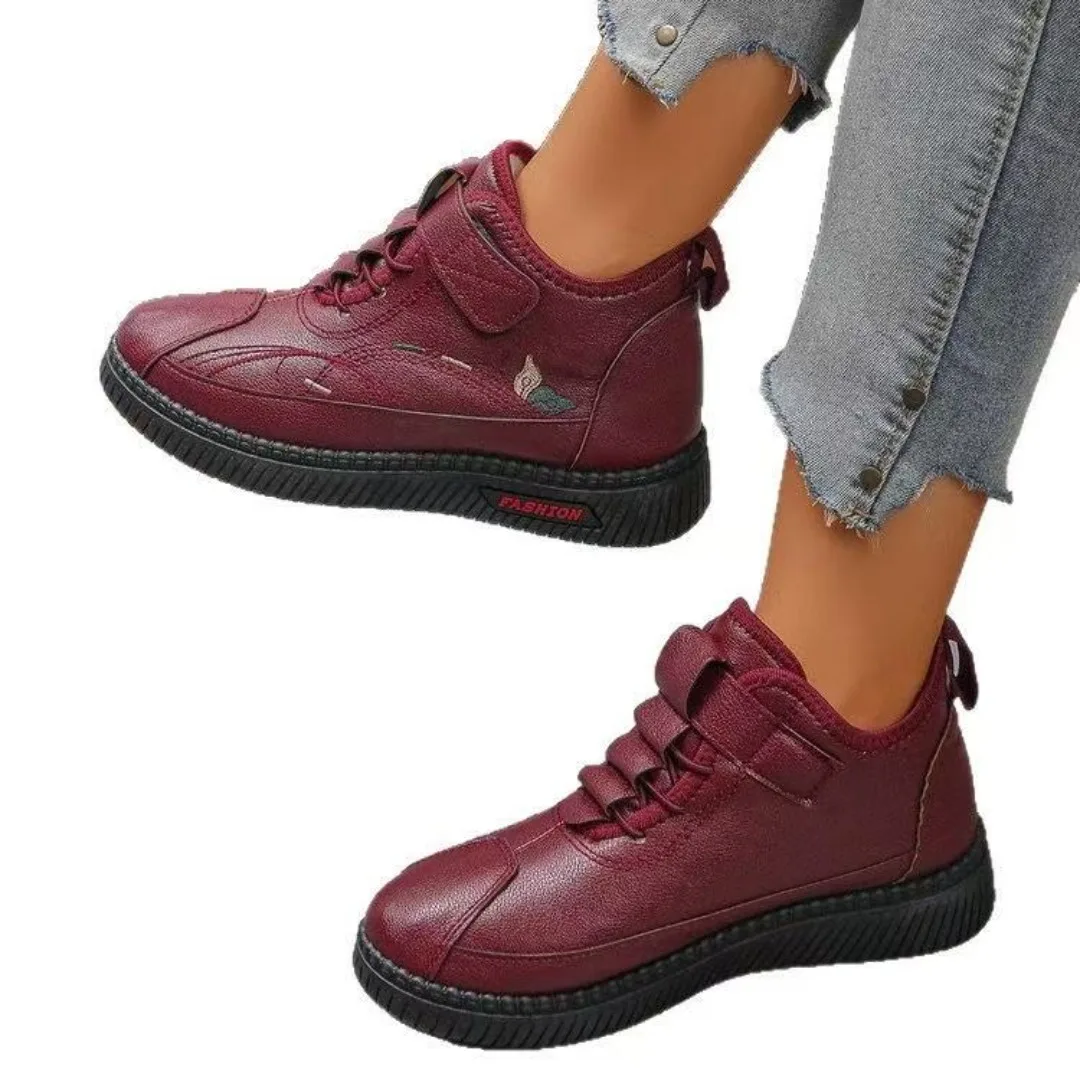 2025 autumn winter warm cotton boots, plush soft non slip sole, comfortable low cut women's snow boots