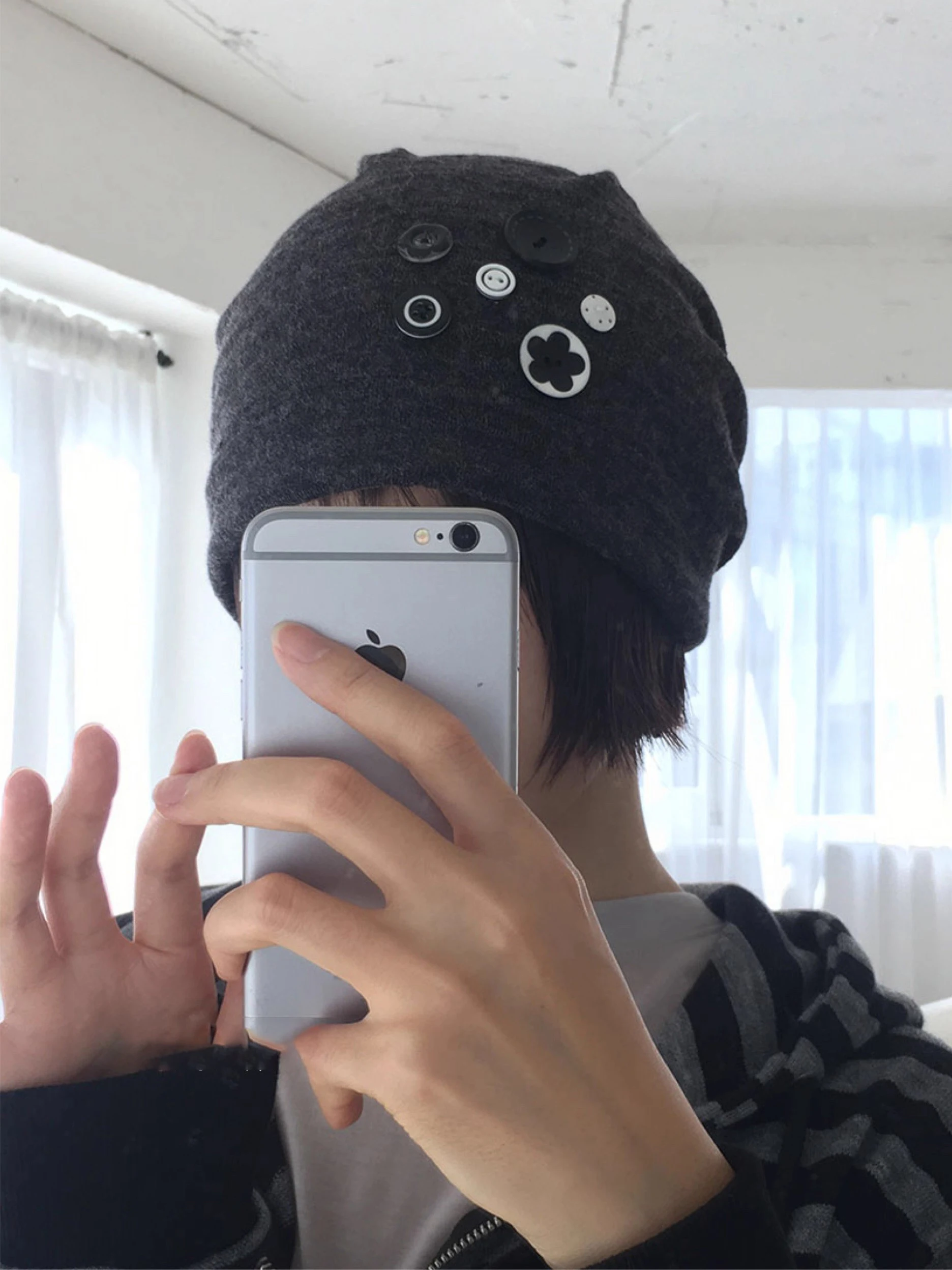 Grey Large Circumference Winter Hat Women's Cute Button Decorative Warm Versatile Face Slimming Head Covering Hat