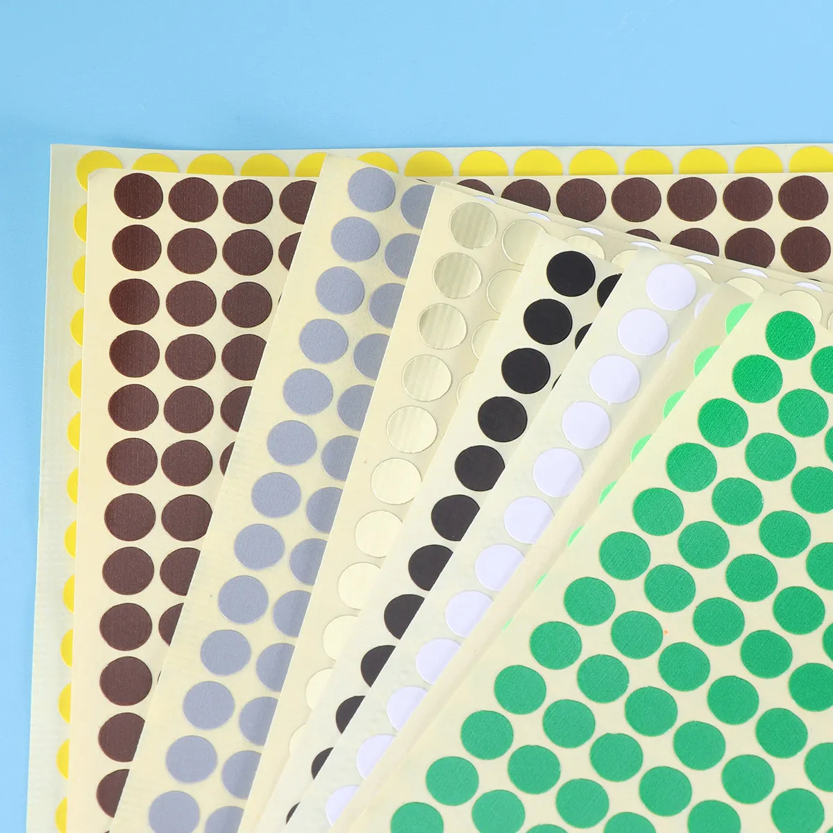 

16Pcs Round Dot Labels Bright Color-Coding Sticker Dots for Office School Calendar Book Organization Marker Writeable Adhesive