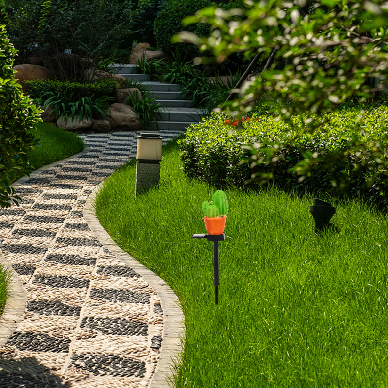 

Solar Ground Lamp Garden Decorative Lawn Adornment Cactus Modeling Plastic Lamp Outdoor Waterproof Solar Lawn Light Yard Light