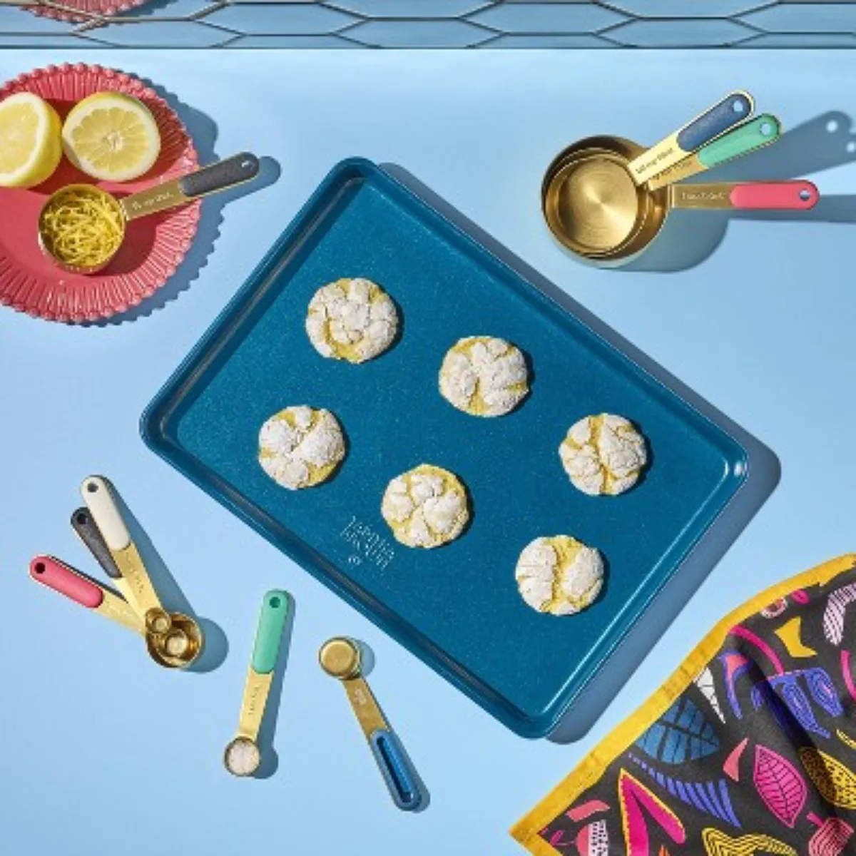 طقم أكواب قياس معدنية مكون من 4 قطع ذهبي - بني تابيثا للاستهداف: ستانلس ستيل، آمن للاستخدام في غسالة الأطباق، مجموعة تابيثا براون