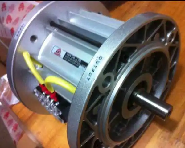 YAN CO., LTD. EFVF-Z-015.DC24V.0.7A Research new electromagnetic clutch brake bargaining.
