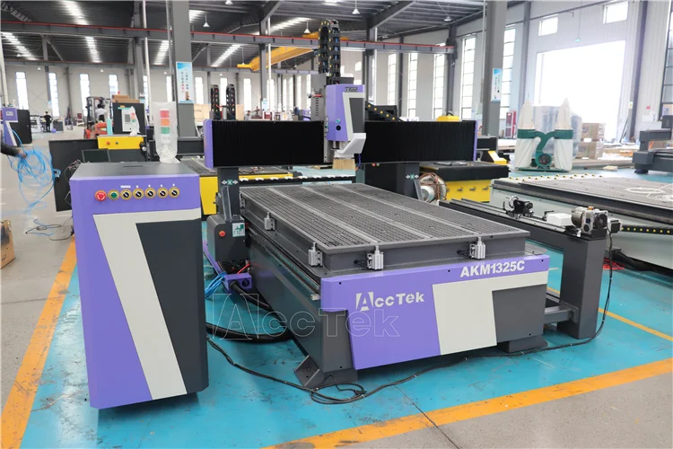 1325 Atc Cnc Router Met Roterende Apparaat Lineaire Atc Cnc Router Machine Voor Houtbewerking