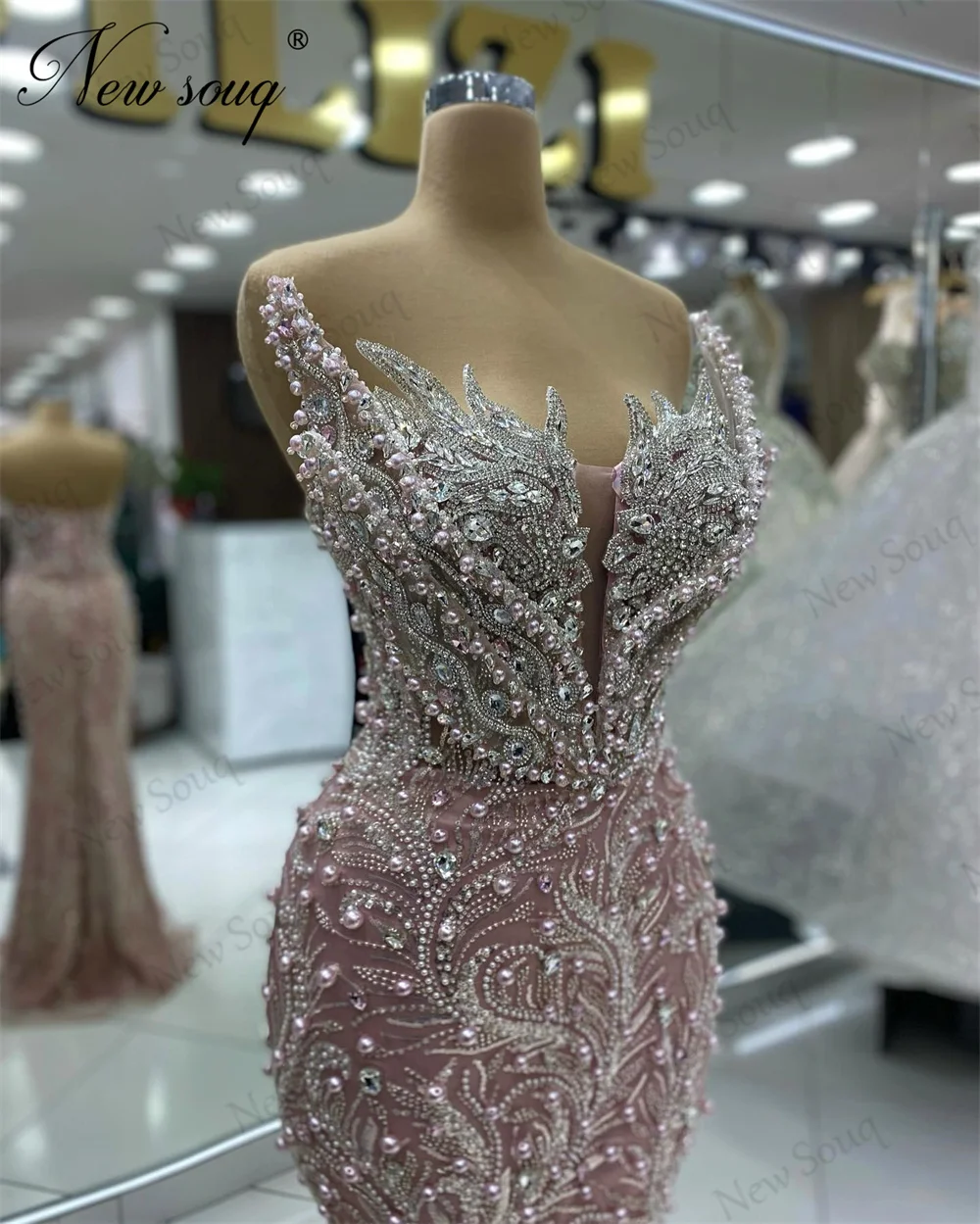 Elegant Pearls Evening Dresses Dubai Design 2024 Mermaid Strapless Long Cocktail Dress Robes De Soiree Beads Wedding Party Gowns