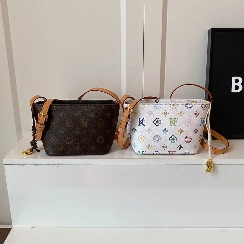 

2025 Luxe Print Underarm Bucket Bag, Women's Chic Commuter Shoulder Purse, Versatile Day To Night Crossbody, Casual Sling Bag