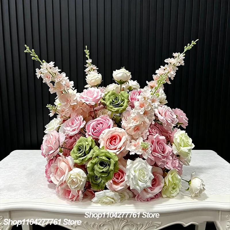 Rosa-weiß-burgunderfarbenes Rosen-Kunstblumenarrangement, Hochzeitstisch-Mittelstück, Blumenstrauß, Party-, Bankett- und Bühnendekoration. – Detail 4
