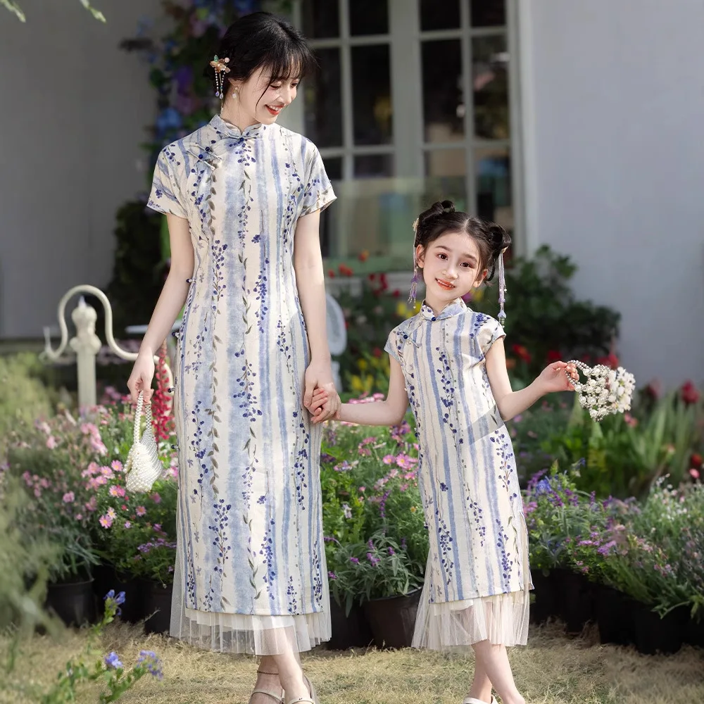 

2025 New Parent-Child Wear Mother And Daughter Family Cheongsam Dress Chinese Style Qipao Women And Girl Daily Dresses Costume