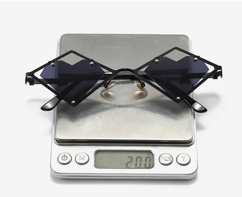 Metallrahmen Herz randlose Sonnenbrille Frauen Männer Steampunk Luxusmarke Sonnenbrille weibliche Farbverlauf Hip Hop Brillen UV400 Farben – Detail 2