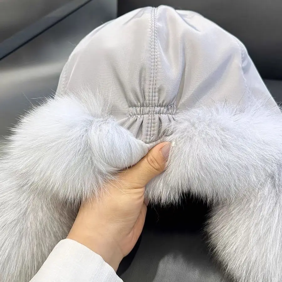 Damen Winter Kunstfuchs-Pelz Trapper-Mütze, Warme Plüsch-Weiche Flauschige Uschanka mit Ohrenschützern für Kaltes Wetter im Freien – Detail 6