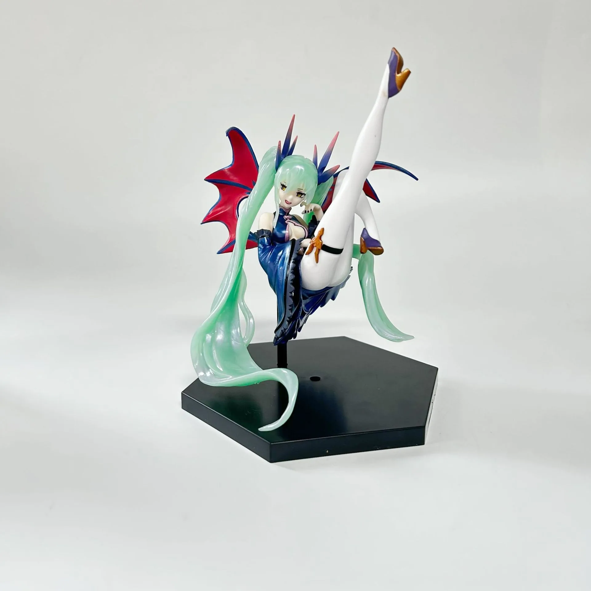 Hatsune miku família modelo anime menina figuras série escuridão miku figuras de ação nova forma boneca brinquedos presente decoração desktop