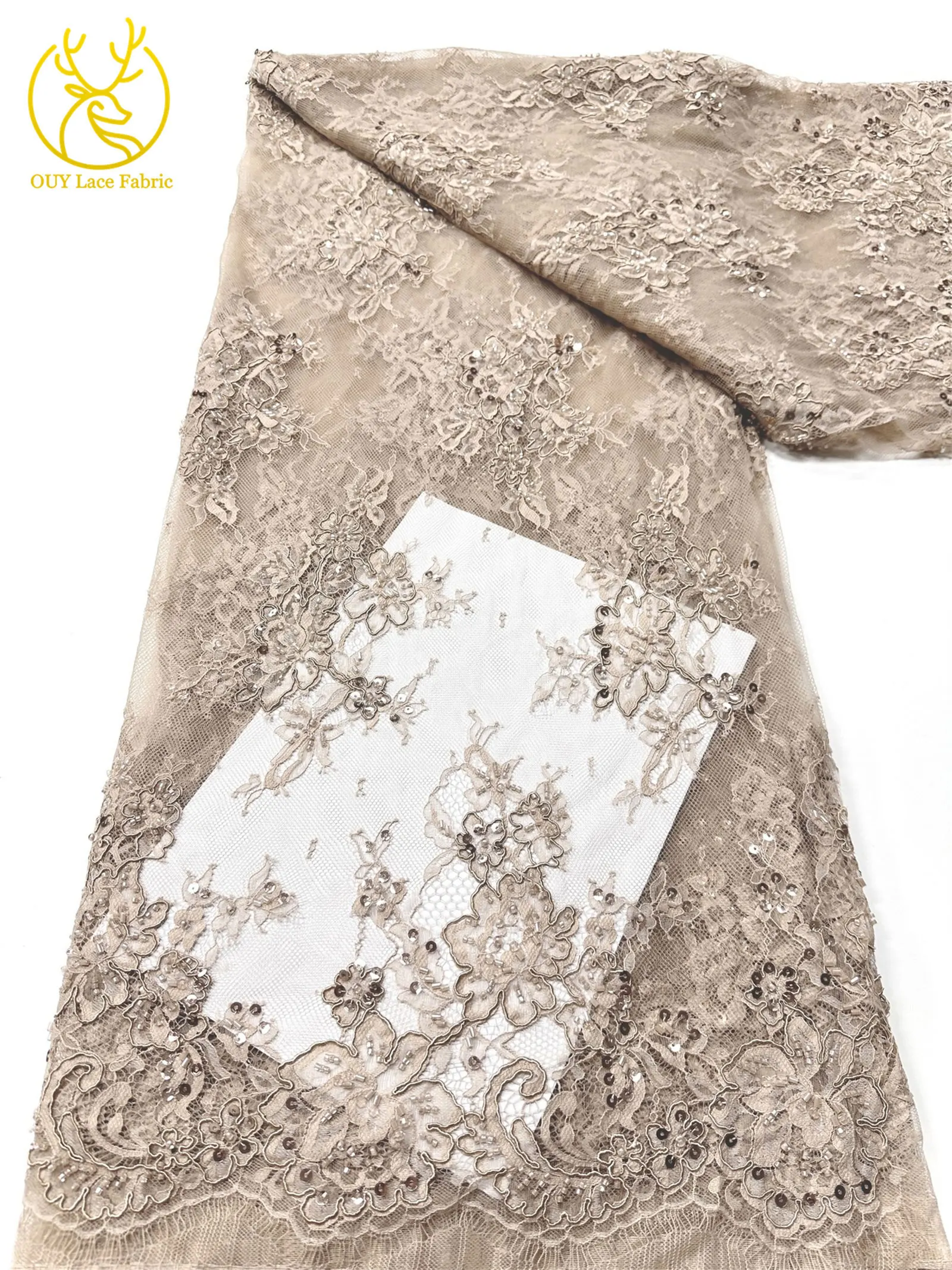Elegante, exquisite, würdevolle, neue, modische, handgefertigte, perlenbesetzte, mit Pailletten bestickte Netzspitze, vollständig mit Perlen besetzt, für Damen-Hochzeitskleider – Detail 12
