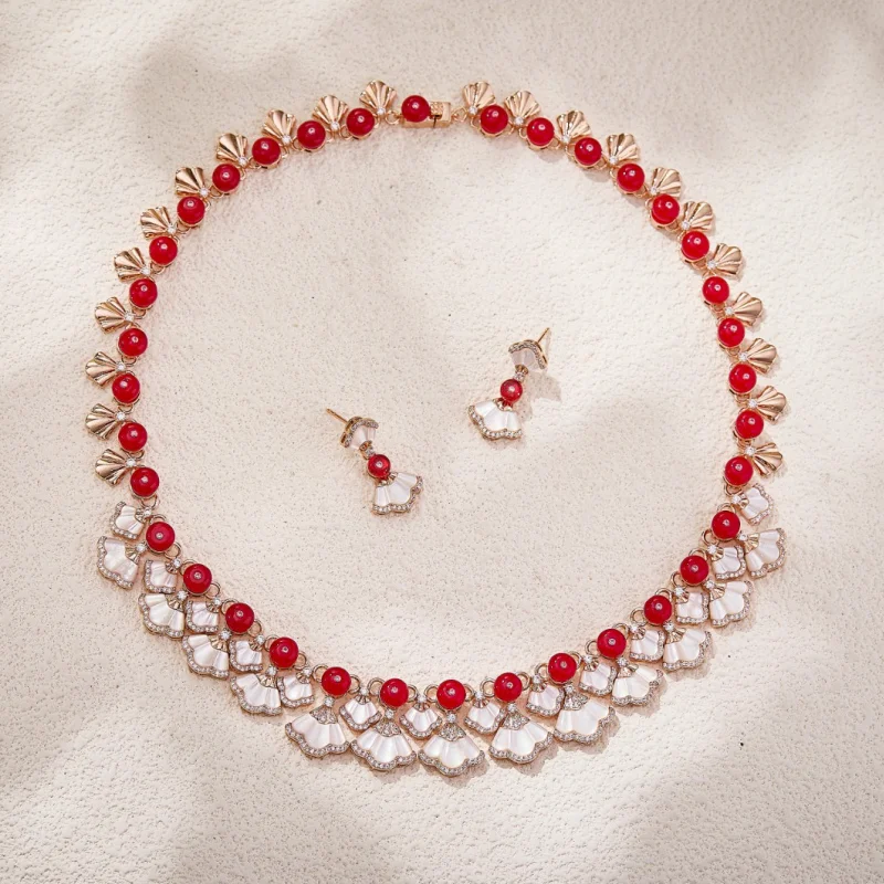

Europe America Earrings Necklace Women Lady Inlay Cubic Zircon Mother Of Pearl Tassels Red Beads Dinner Party Jewelry Sets