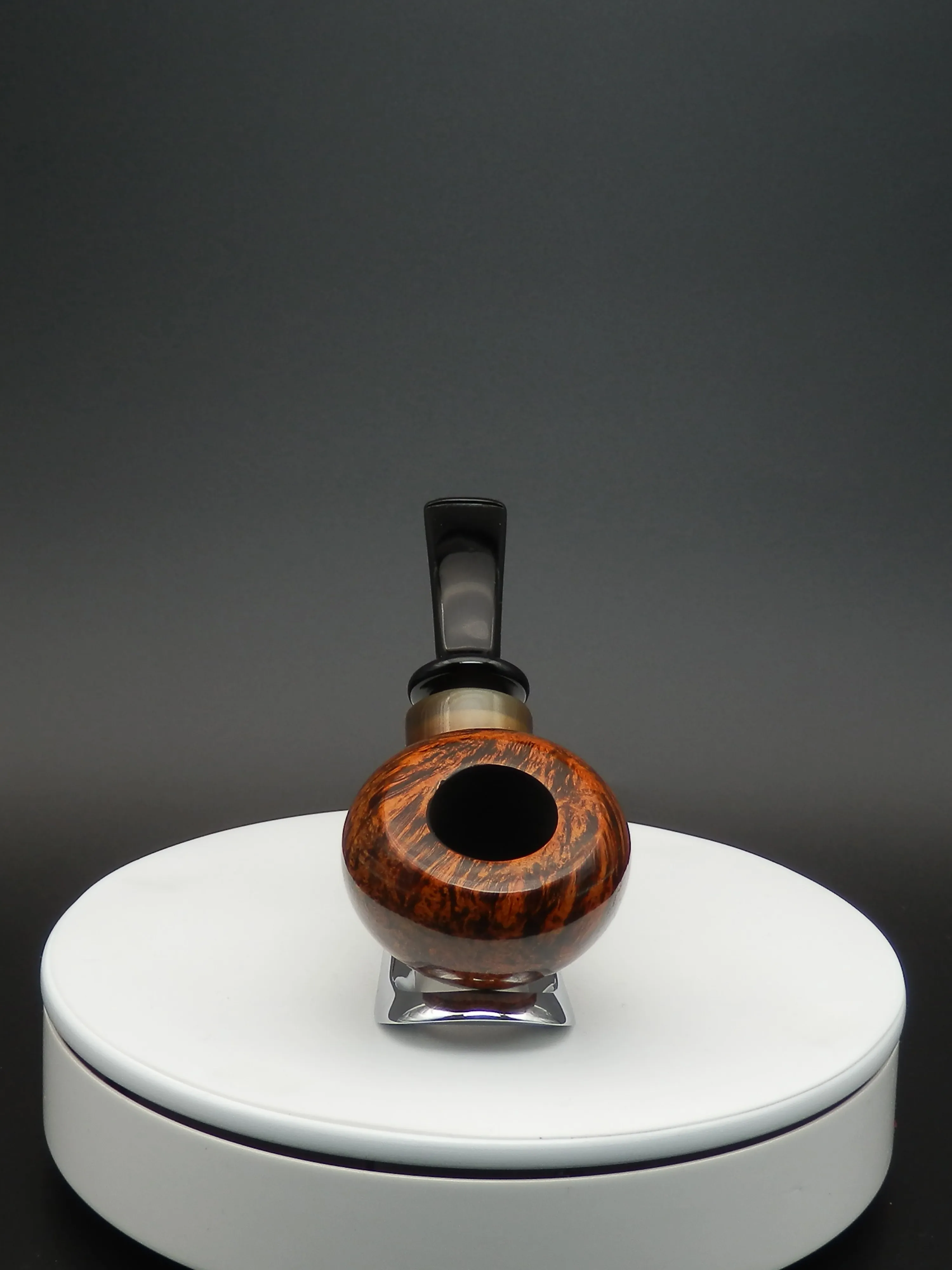 Handmade Briar Wooden Tobacco Pipe Egg Creative Ball Carved Surface Cumberland Bent Stem