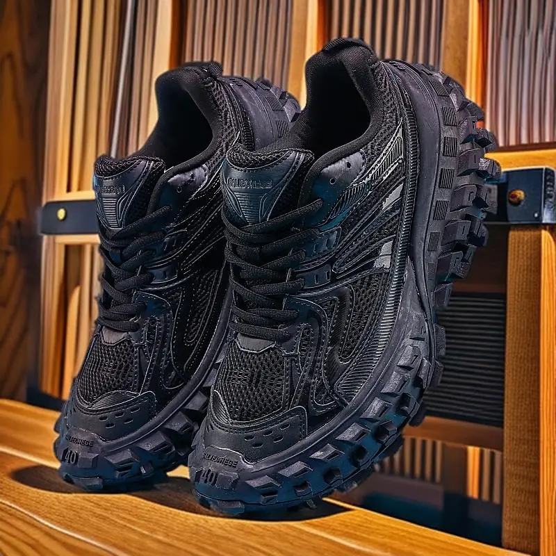 

Fashionable Retro Running Shoes for Couples: Versatile and Trendy