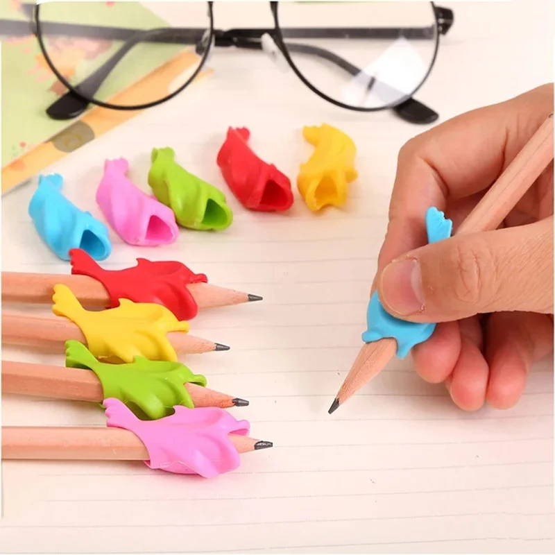 100/5pc Fish Pen Grip Holder Silicone Learning Writing Grip Posture Correction Tool For Pencil Grasp Writing Aid Grip Stationery