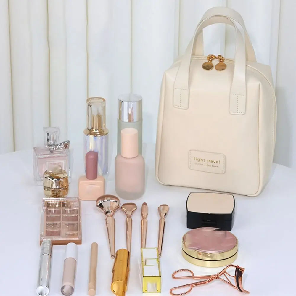 Hadiah tas kosmetik kulit PU multi-fungsi wanita, alat penyimpanan Makeup organizer anti air dengan pegangan