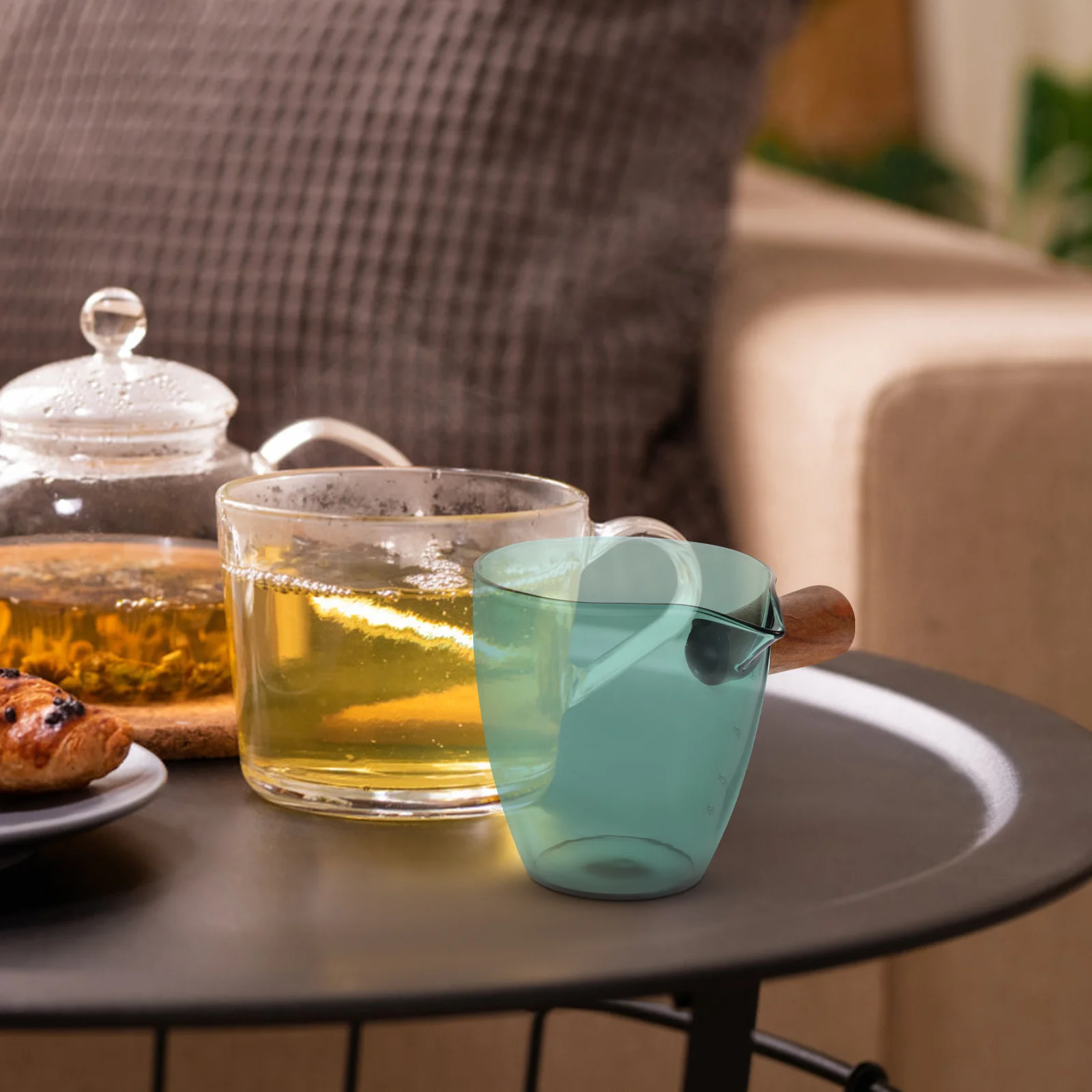 

Mini Creamer Pitcher Glass Small Milk Jug Portable Lightweight for Coffee Tea Dining Handle Creamer Pitcher