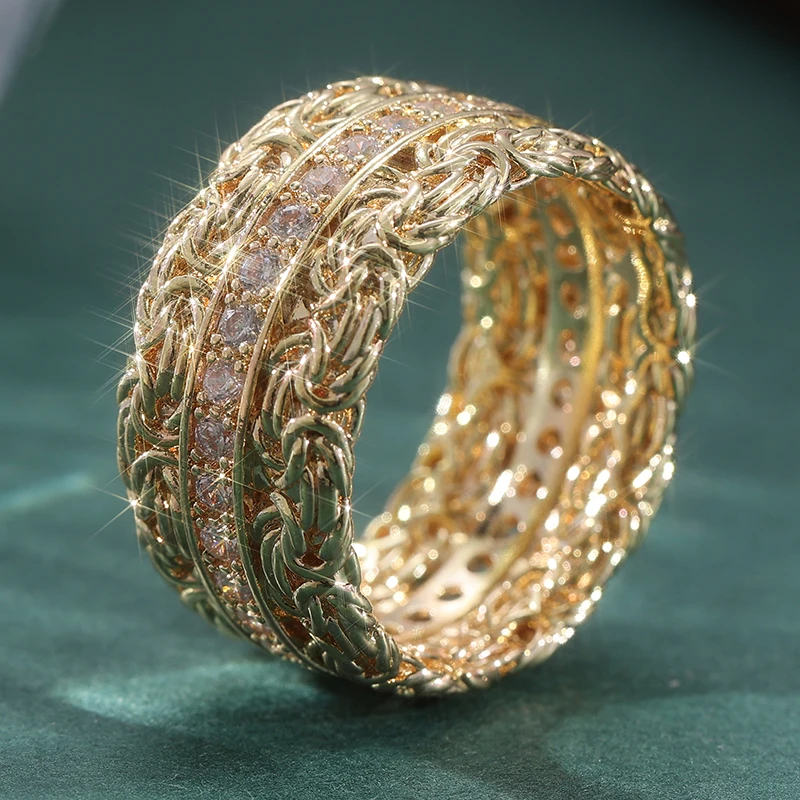 Luxurious Twist Texture Golden Plated Wide Fa Ring Inlay Synthetic White Zircon Sparkling Ring Women's Gorgeous Charm Jewelry