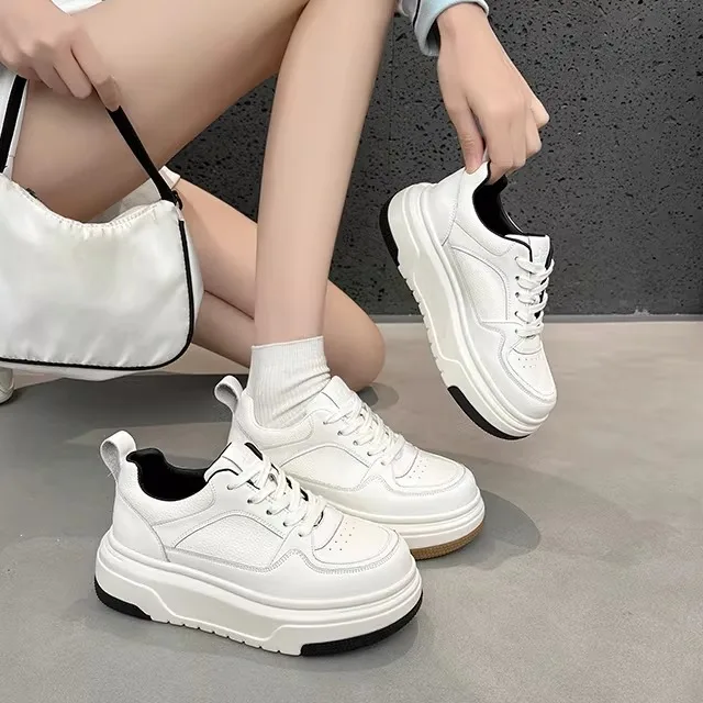 

Women's Casual Thick Bottomed Genuine Leather Sneakers Versatile Flat Shoes Comfortable Breathable Anti-slip Wear-resistant