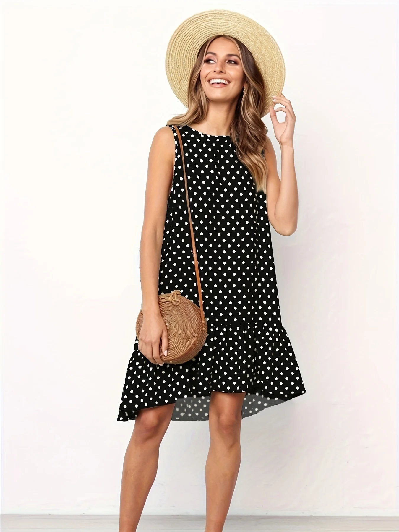 Damenkleid mit Rüschen und Polka Dots, ärmellos, Rundhalsausschnitt, lockerer Saum, neue Mode, Sommer, lässiges Maxikleid