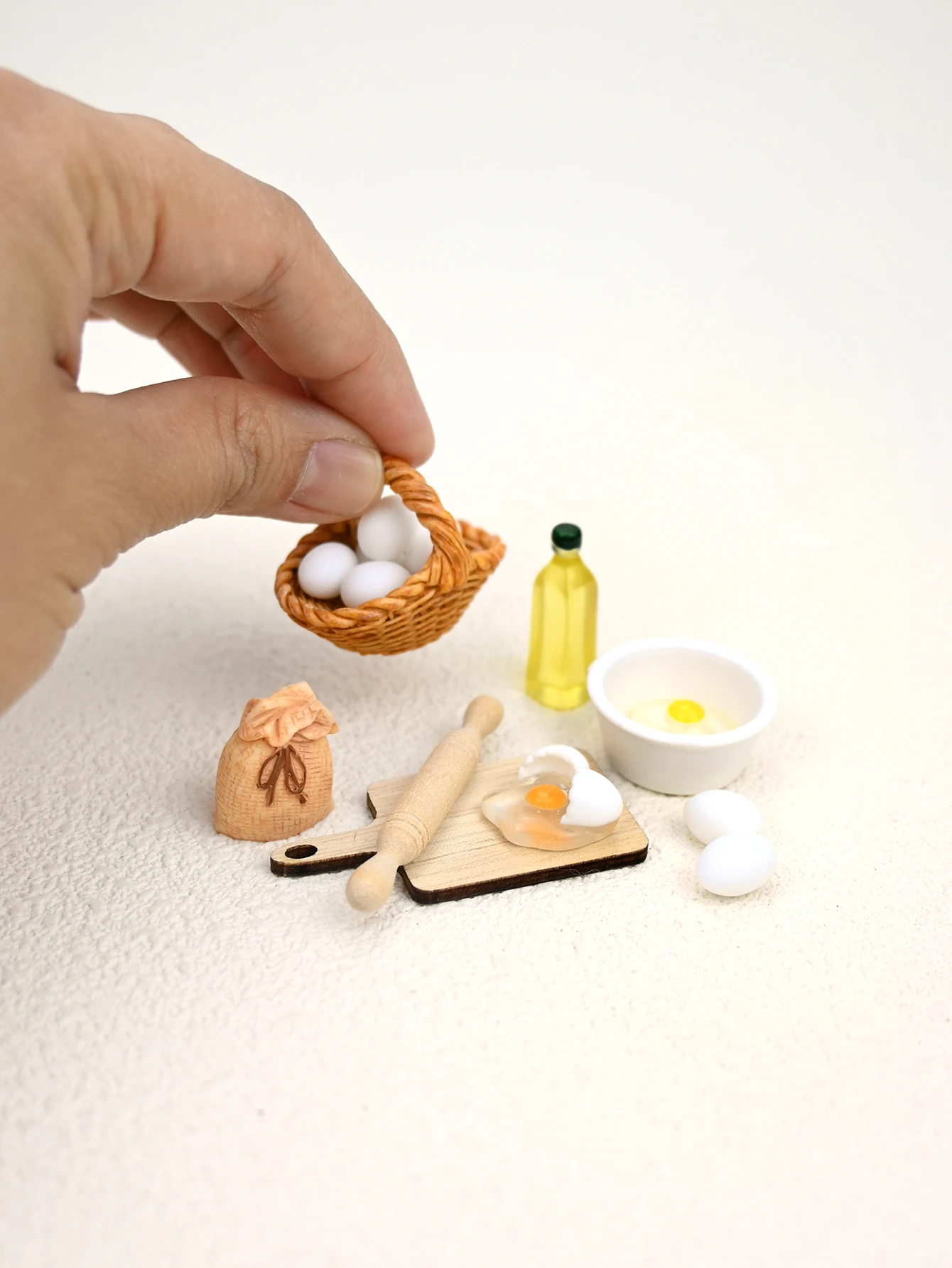 

A Miniature Baking Scene Decoration, Dollhouse Dollhouse Accessories, Model House Decoration, Photography Props, Micro-Landscape Decoration, Miniatures Decoration, Small Gifts, Giveaways, Home Decor Items