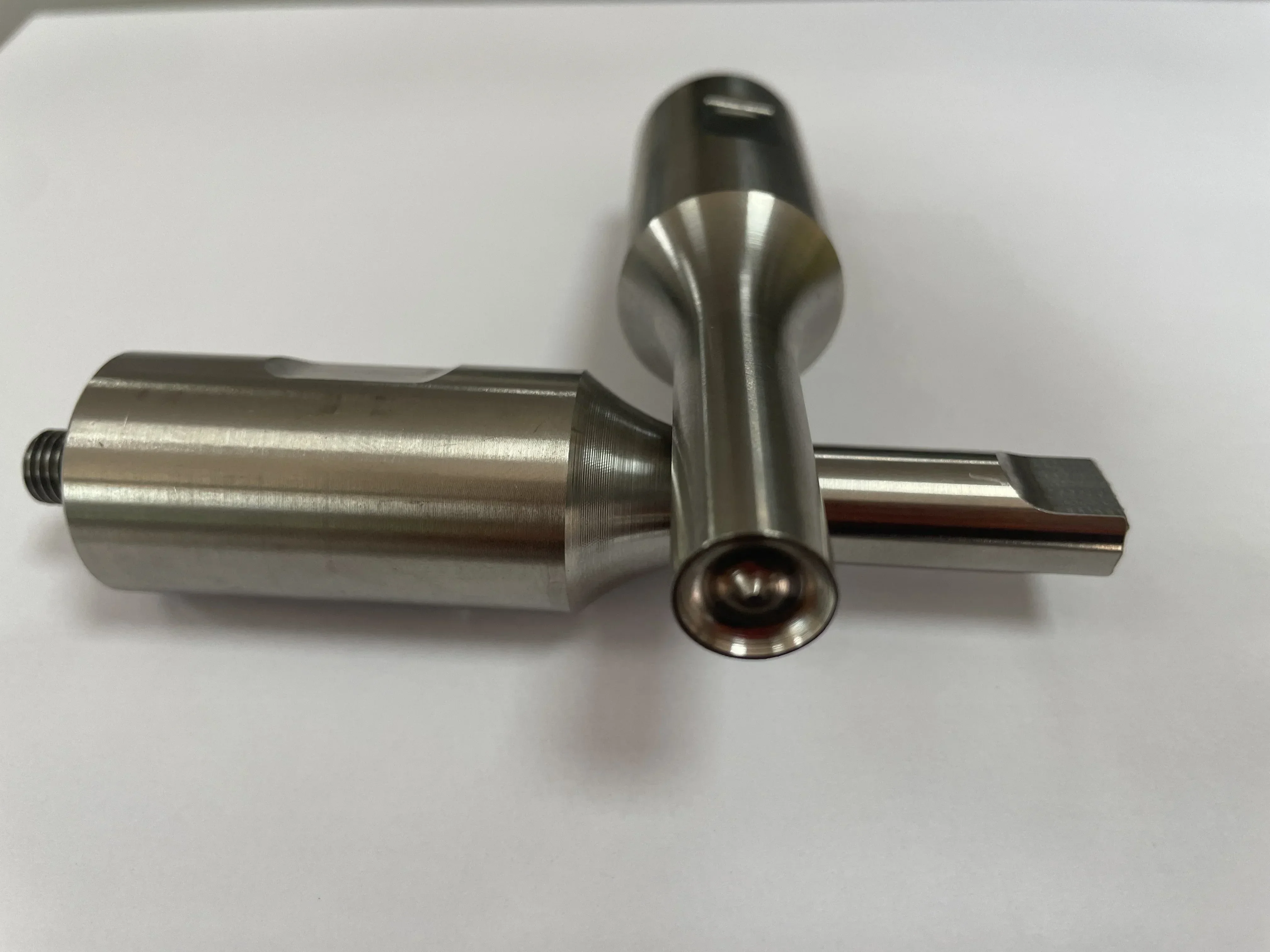 Factory Price Handheld Manual Ultrasonic Spot Welding Machine with  28khz 35khz Customized Ultrasonic Welding Machine Horns