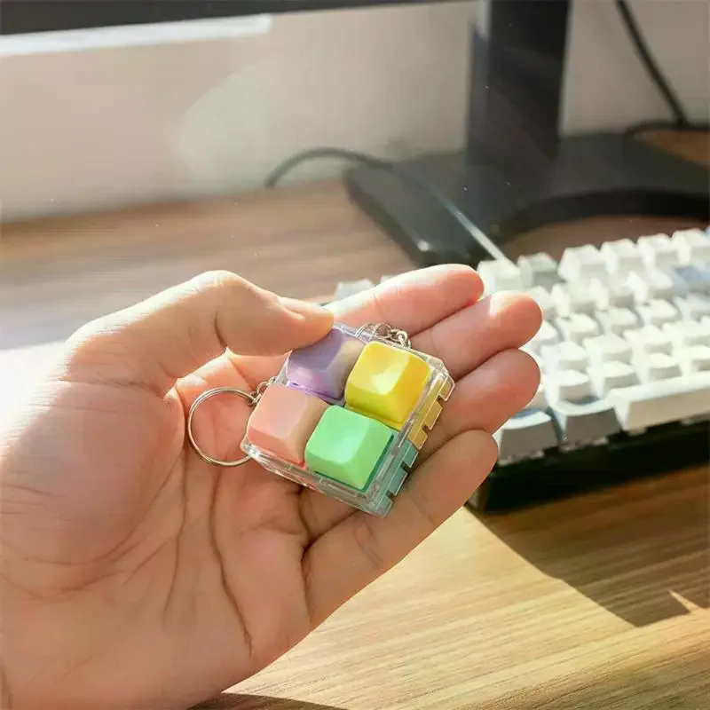 1PC Keyboard Press Keychain – Clickable Calm Companion for Restless Hands, Adult Focus Support Tool