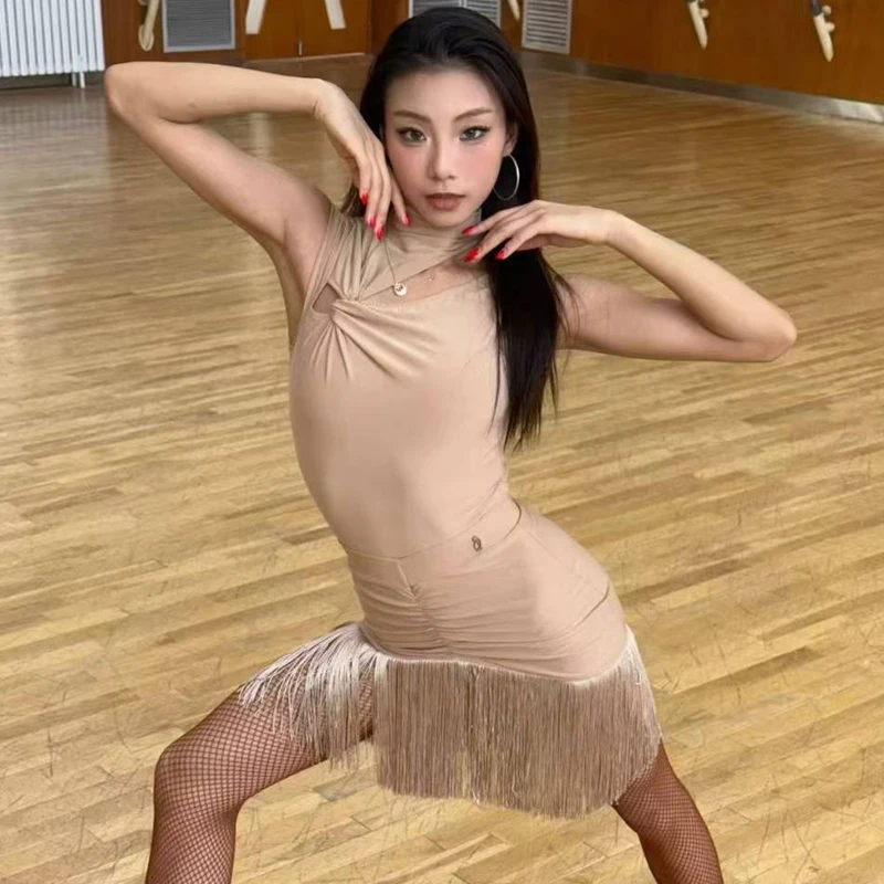 ผู้ใหญ่รุมบ้าลาตินชุดฝึกซ้อมเต้นรำผู้หญิงแซมบ้าลาตินเต้นรำการแข่งขันเครื่องแต่งกายแขนกุดลาตินท็อปกระโปรง SL13645