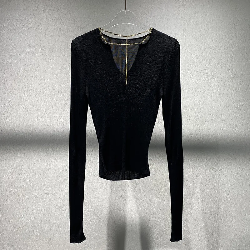 المتخصصة 2025 الربيع والصيف الجديدة بلون الخامس الرقبة سلسلة طويلة الأكمام قصيرة تريكو النساء