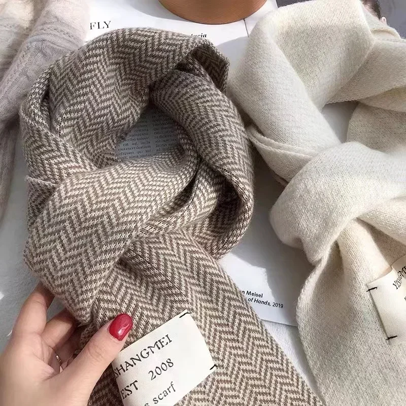 Damskie koreańskie szaliki zimowe wysokiej jakości, dziergane szaliki w stylu vintage z wzorem w paski, ciepłe szaliki zimowe na zewnątrz, nowe.