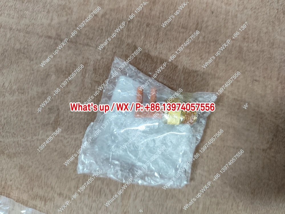 

Подходит для двигателя V2607 V3307. Индукционная пробка термостатического клапана EGR, четыре сочетания, большая и маленькая плитка, аксессуары.