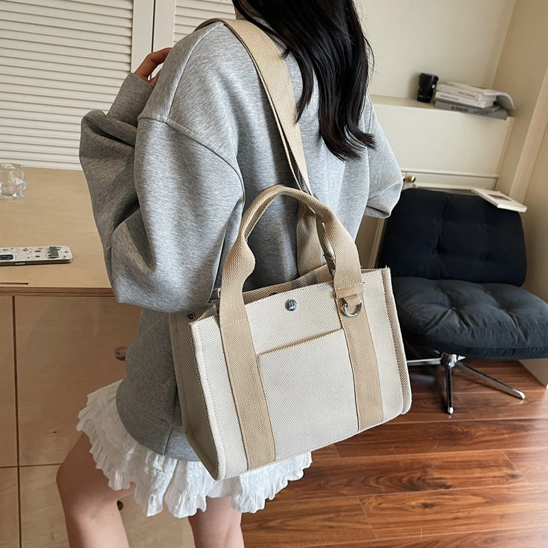 

Elegant Women Leather Luxury Fashion Designer Shoulder Tote Bag Crossbody Handbag For Modern City Daily Outings
