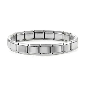 12 meilleurs bracelets de ventes pour l’année 2000 - No 9