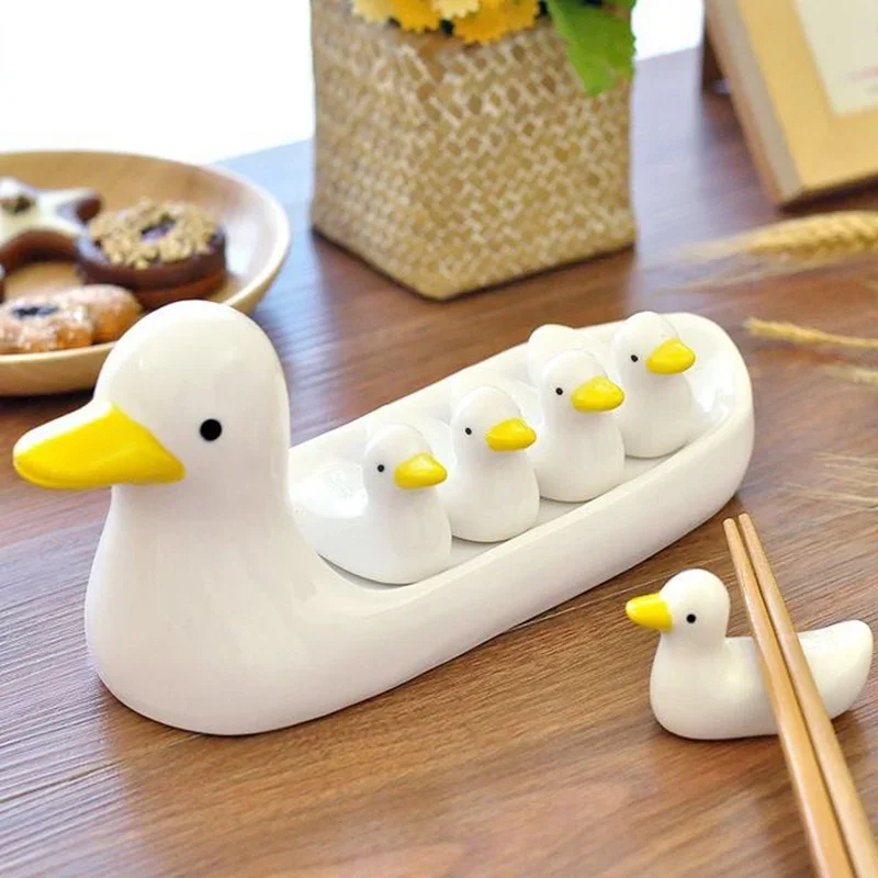 

Creative Japanese Style Chopstick Household Chopstick Holder Exquisite Ceramic Tableware Duck Chopstick Holder