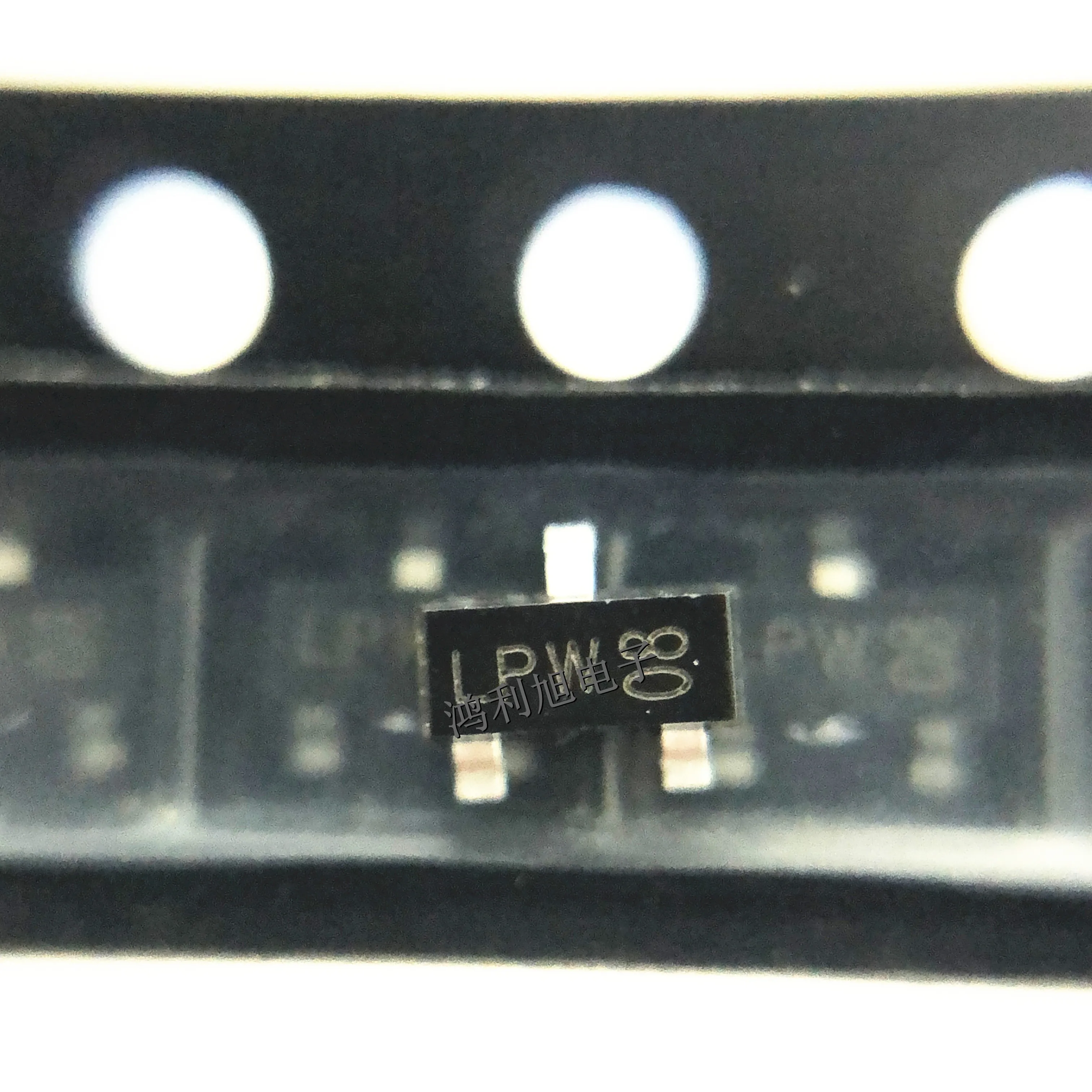 MARKING-LPW MOSFET N-CH 60V 300MA TO236AB, novo, estoque original, 2 N7002CK, 50pcs por lote