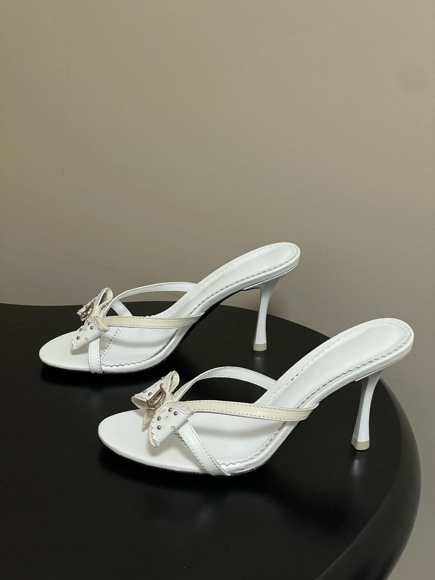 2026 New Sweet Pink Bow Rivet High Heels Women Elegant Thin Strap Stiletto Slippers Fashion Open Toe Slide Sandals Ladies Shoes