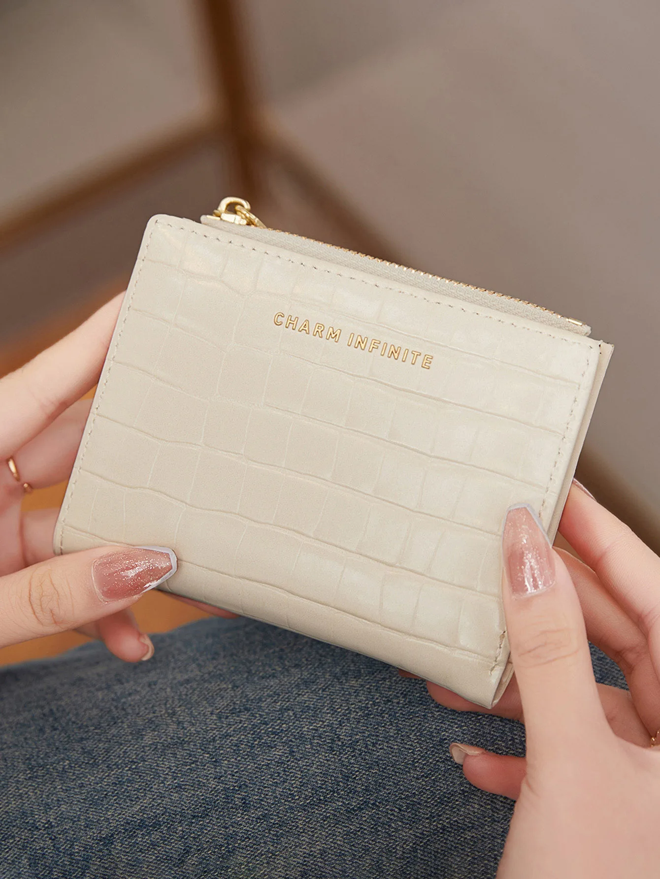 Minimalist Women's Wallet PU Leather Folding Card Seat Money Bag Fashion ID Window Business Card Clip CrocodilePatternZeroWallet