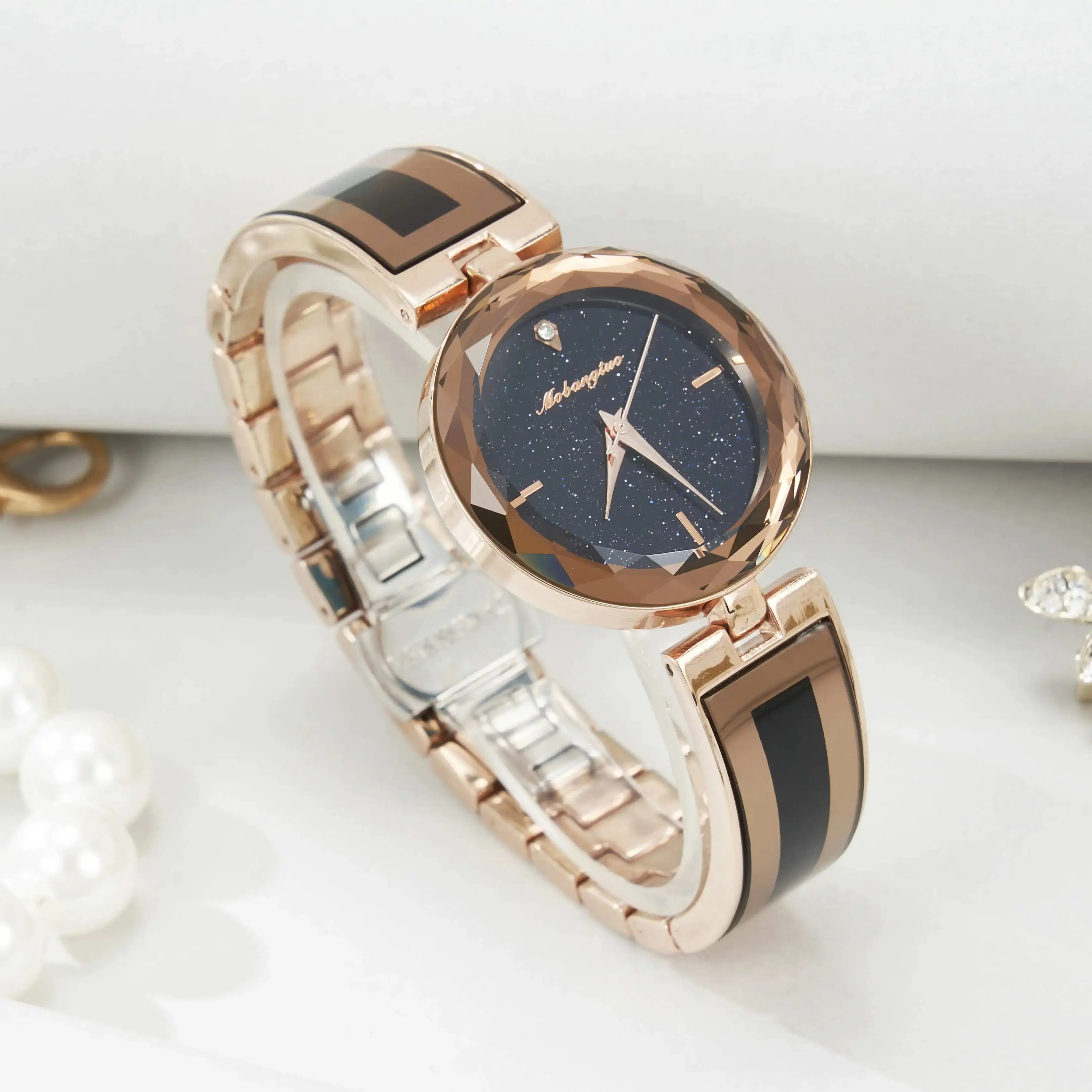 

Fashion Wristwatches Women Bracelet Watches Business Gift Ladies Watch Waterproof Steel Strip Quartz Wrist Women Clock