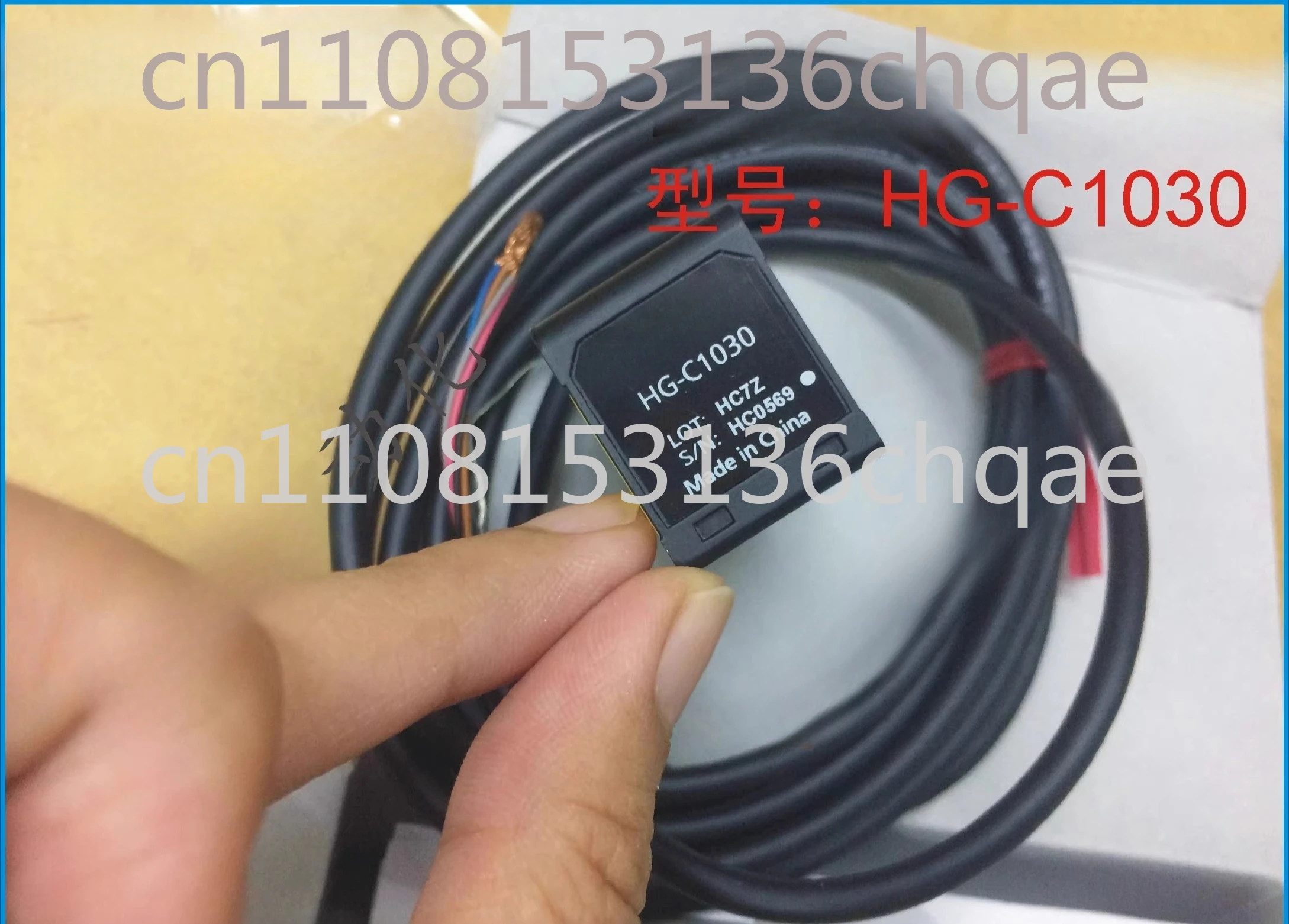 Sensor Perpindahan Laser HG-C1030 Baru Asli