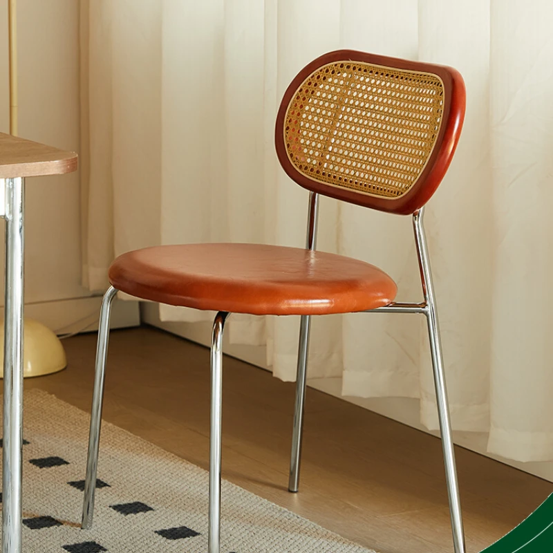 Silla de comedor de ratán, respaldo de madera maciza, cómodo cojín de asiento para el hogar, restaurante, Tavolo de comedor moderno Sedia Velluto E Oro
