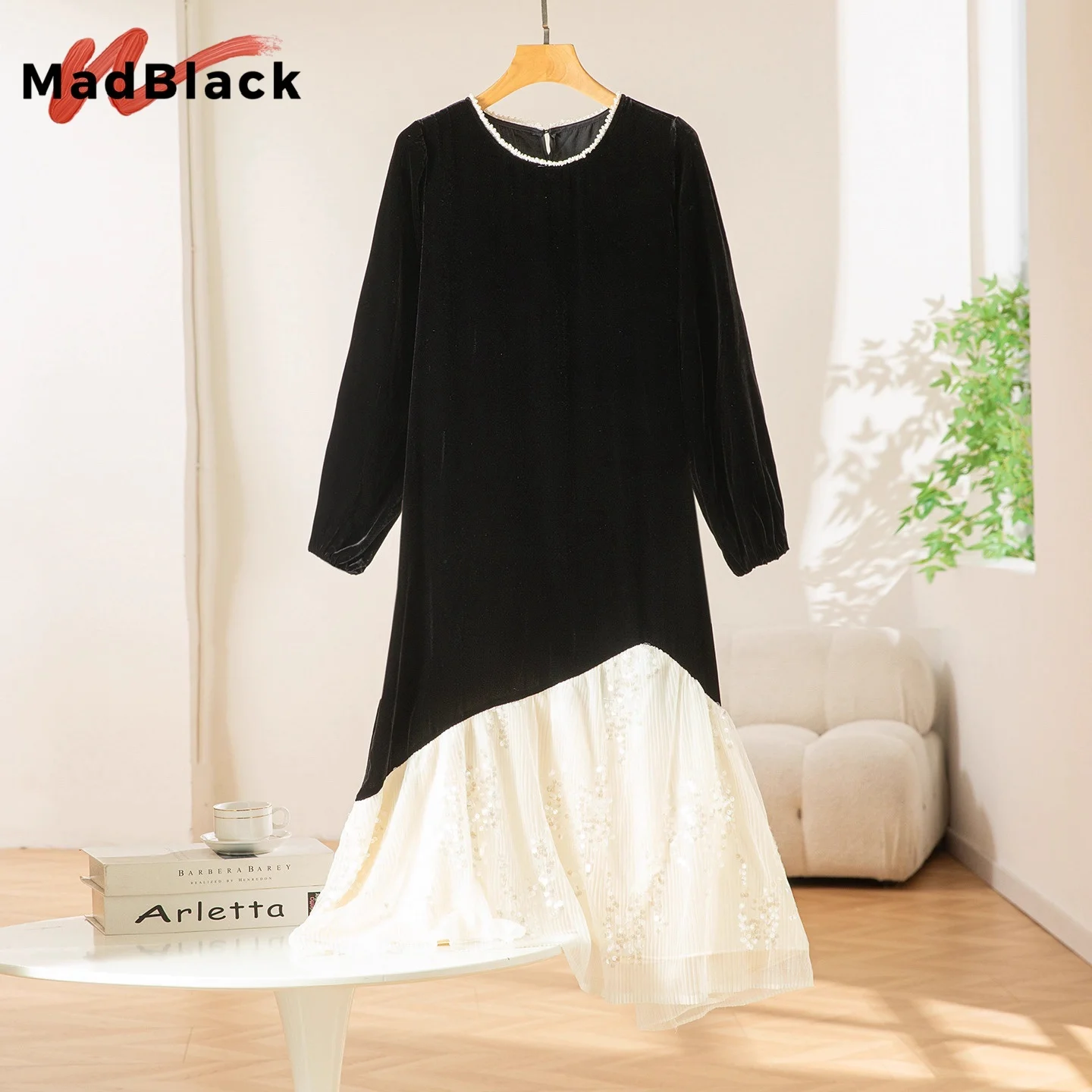 MadBlack، فستان مخملي من حرير التوت 100%، فساتين طويلة أنيقة للنساء برقبة دائرية وخرز شبكي، أكمام كاملة، فستان كاجوال جديد 2025D5D301JF