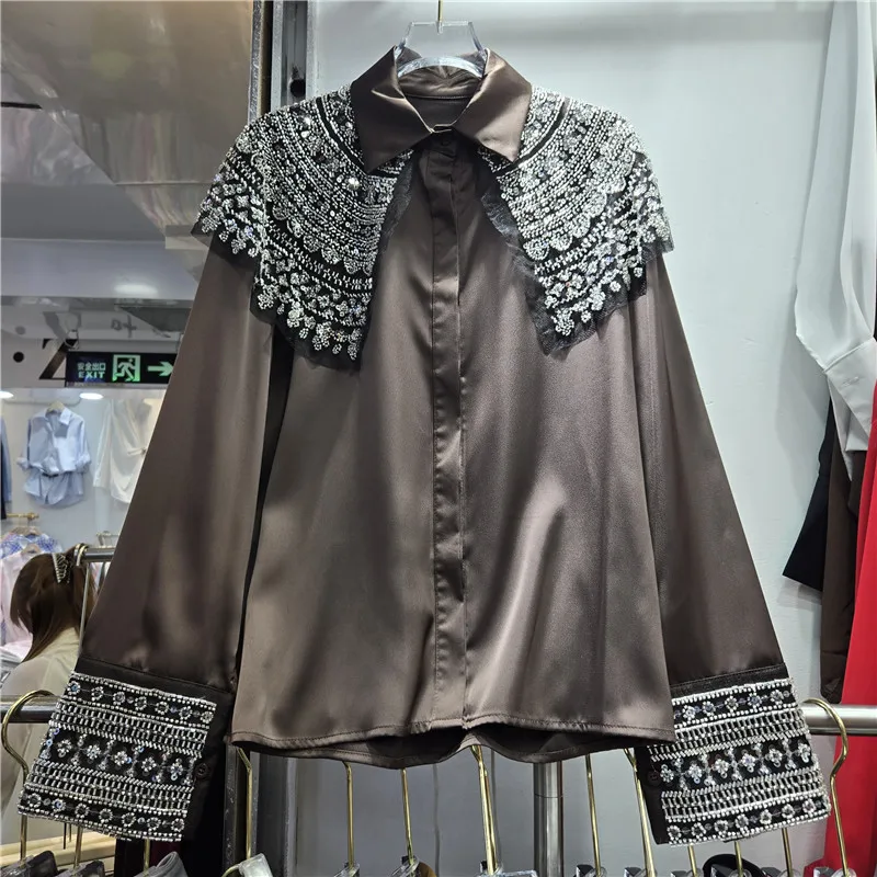 SuperAen 2026 Herfst Nieuwe Lovertjes Geborduurde Flares Sjaal Cape Patchwork Ontwerp Shirt Fashion Casual Losse Shirts