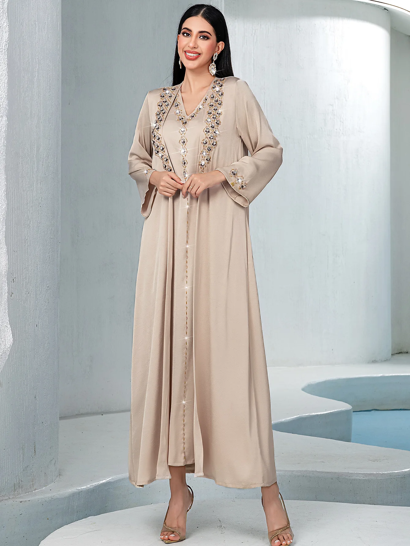 Dubai Abaya di lusso per le donne Abito musulmano Diamanti Kimono Jalabiya Kebaya Caftano Marocain Femme Robe Islam Abbigliamento Abiti