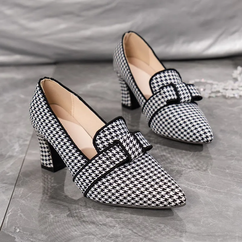 2025 nuevos Zapatos de Mujer de moda Retro a cuadros de cuero suave tacones altos de Mujer Zapatos de tacón grueso de primavera para Mujer Zapatos de tacón para Mujer