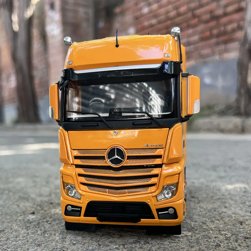 Dealer Edition Car Model By Marge Models,1:32 Mercedes-Benz Actros,Diecast Model for Collections,Display and Gift for Friends